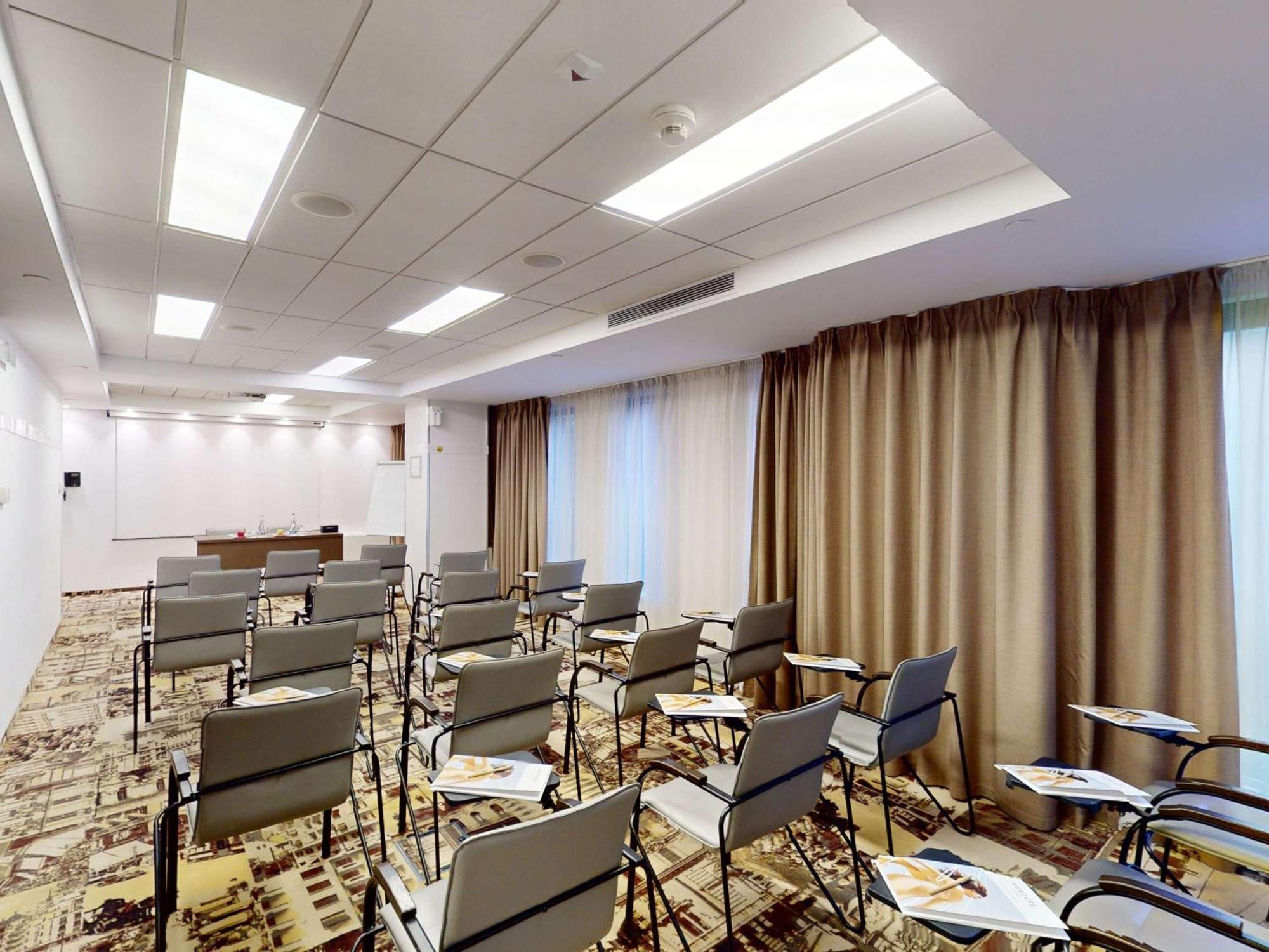 Mercure Bucharest City Center Kültér fotó